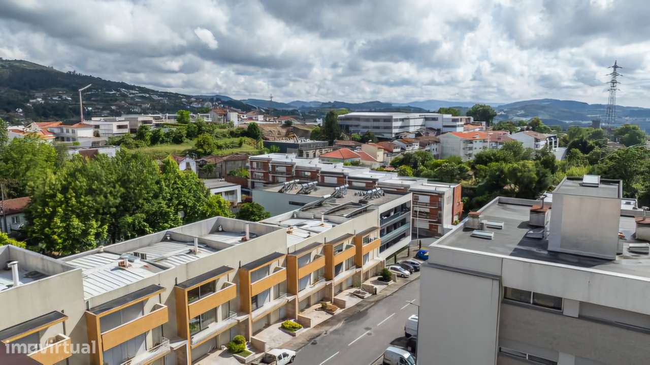 Excelente Moradia T3 em Azurém- Guimarães-35