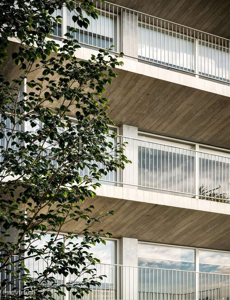 Apartamento T2 com Jardim no Condomínio Bairro dos Músicos, Porto-13