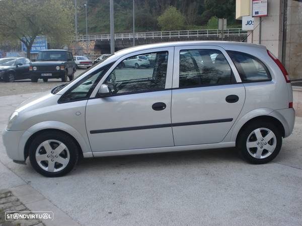 Opel Meriva 1.6 Cosmo - 4