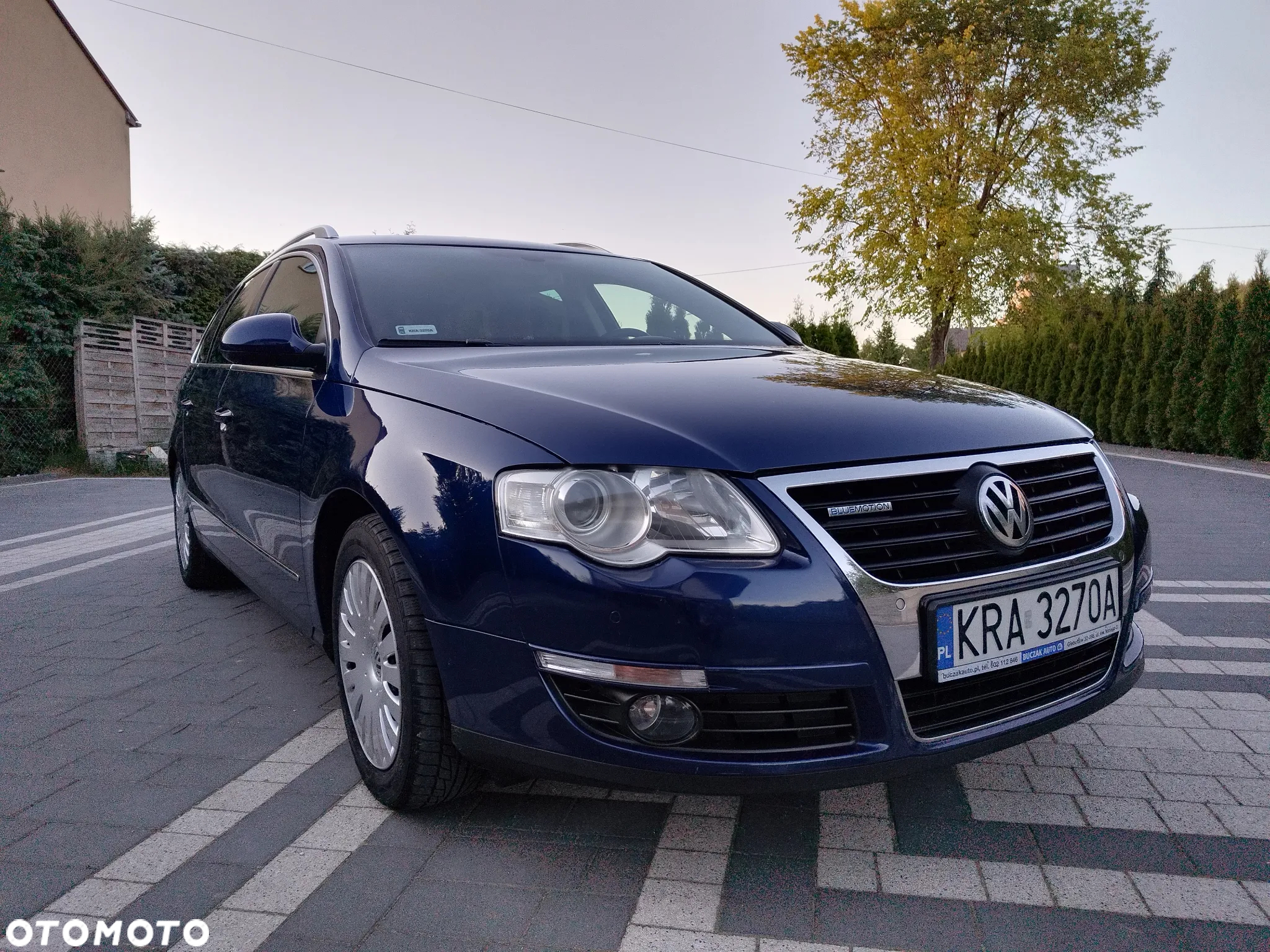 Volkswagen Passat 2.0 TDI DPF BlueMot Trendline - 3