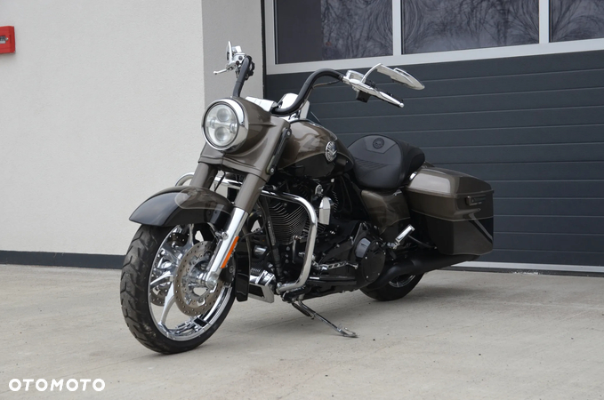 Harley-Davidson Touring Road King - 9