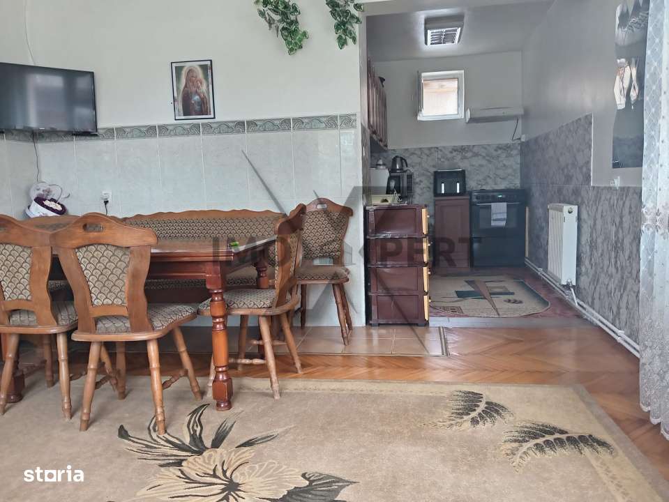 Oferim spre vanzare 2 case individuale intr-o curte generoasa, Mihai V - Imagine principală: 3/13