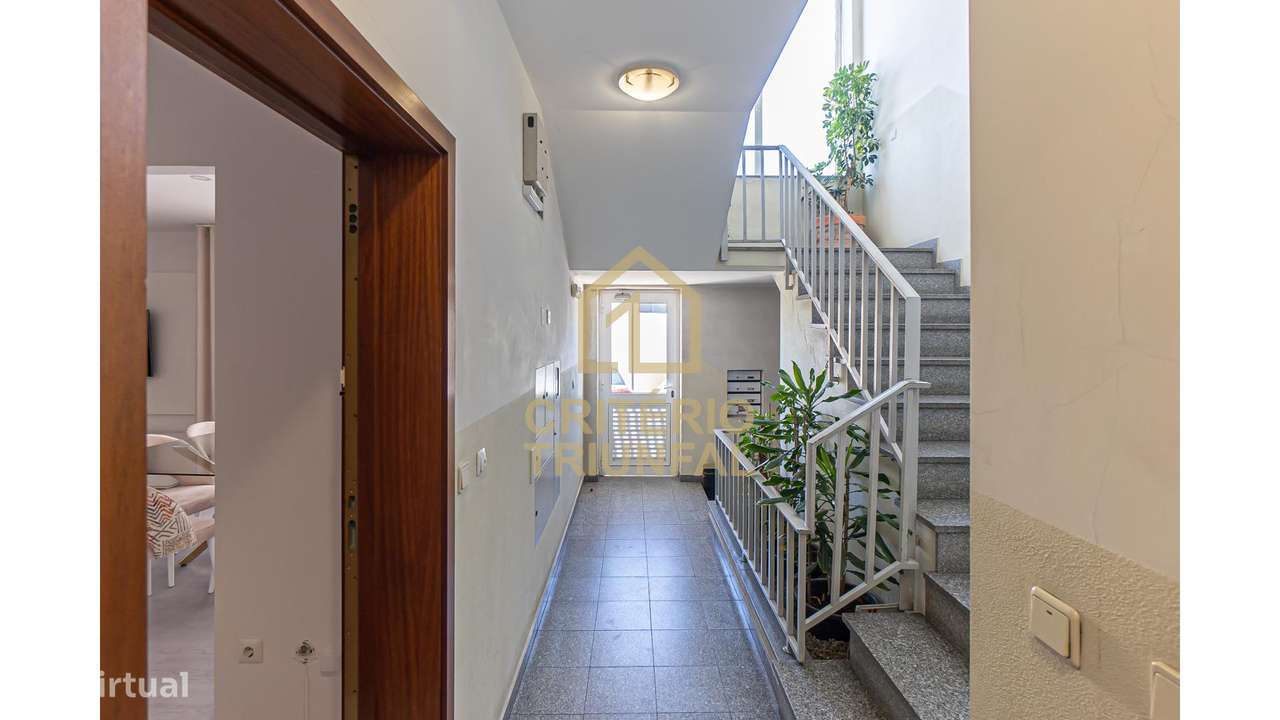 Apartamento T3 em Perozelo-26