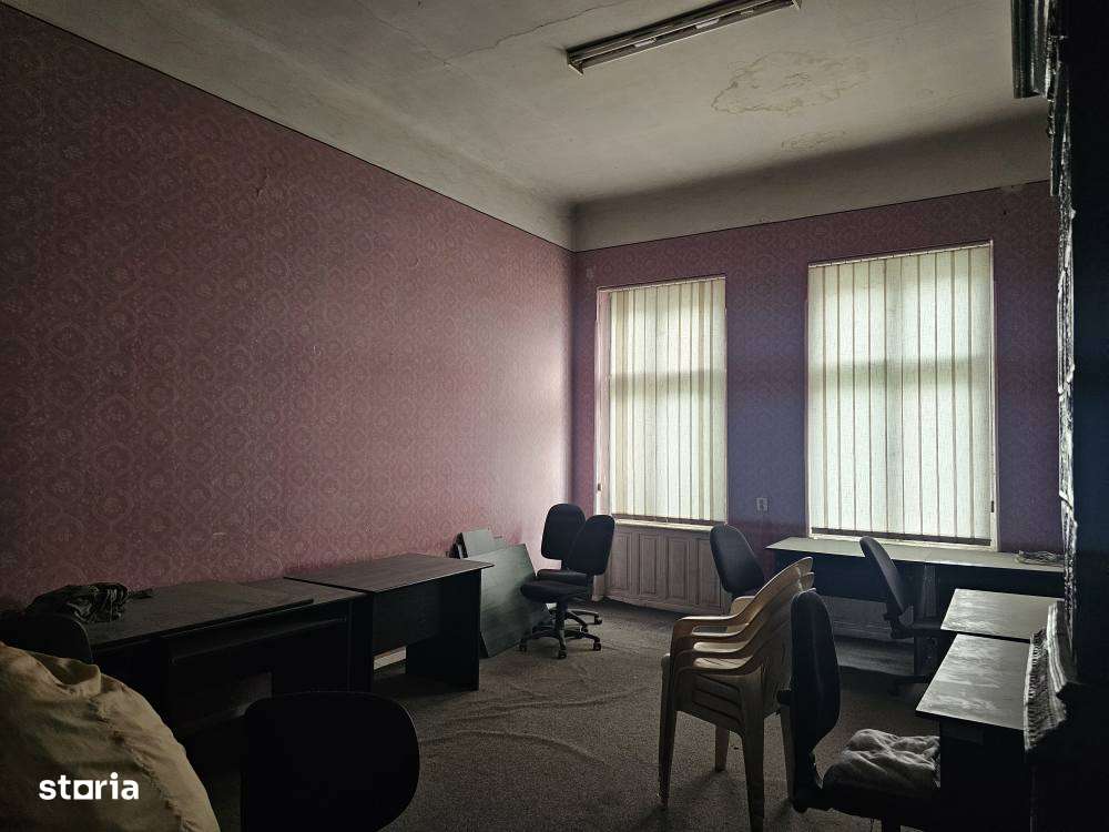 De vânzare o proprietate versatilă situată ultracentral - Imagine principală: 5/10