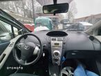 TOYOTA YARIS II 05-09 DESKA ROZDZIELCZA KONSOLA EU - 1