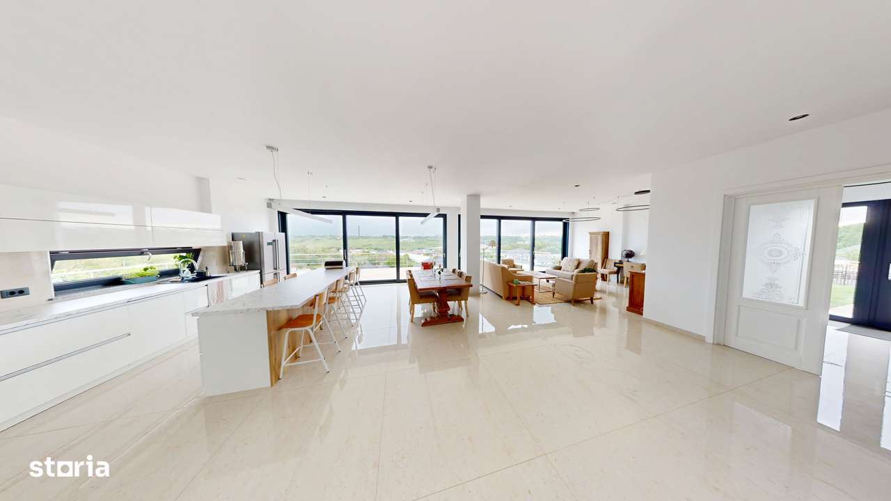 Spre vânzare o proprietate deosebită, casa 314 mp, zona Hudum-11