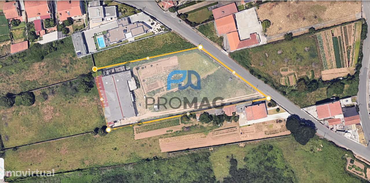 Terreno de 3850 m2 + Armazém | Potencial para Moradias-16