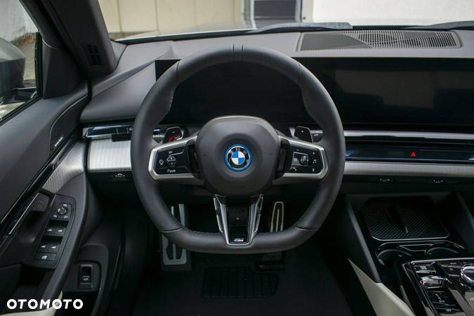 BMW Seria 5 - 18