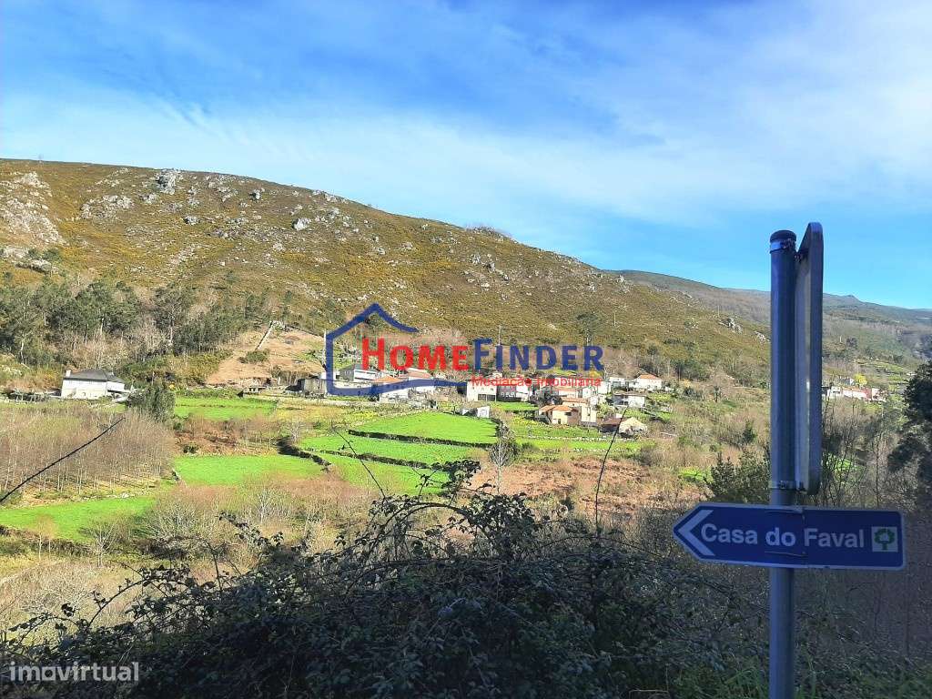 Moradia para Restauro - Fiães, Melgaço-48