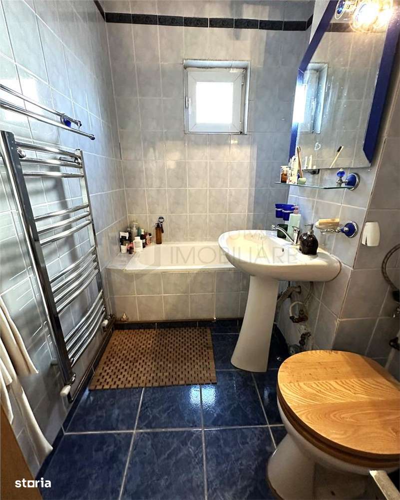 SIMION BARNUTIU - 3 cam - 2 bai - centrala proprie - ETAJ 2 - GARAJ SU - Imagine principală: 4/9