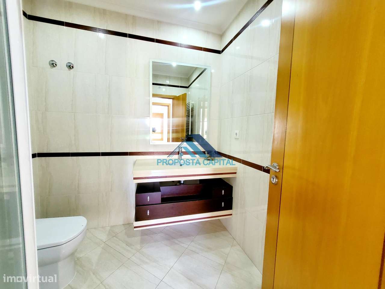 APARTAMENTO T3 C/ 4 LUGARES DE ESTACIONAMENTO | COLINAS DO CRUZEIRO-33