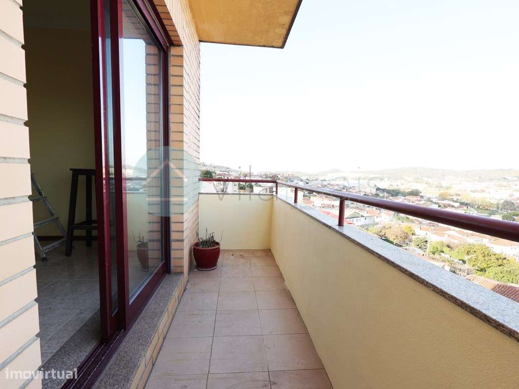 Apartamento T2 com garagem e arrumos - Rua Campo da Cana, Valongo-15