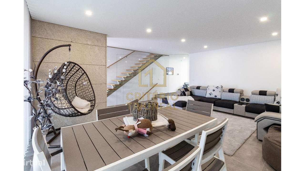 Moradia Geminada T3 em Penafiel-5