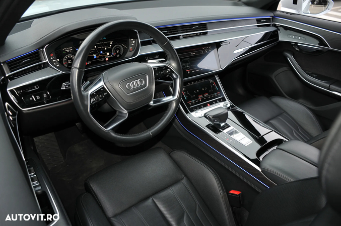 Audi A8 3.0 55 TFSI quattro MHEV Tiptronic - 17