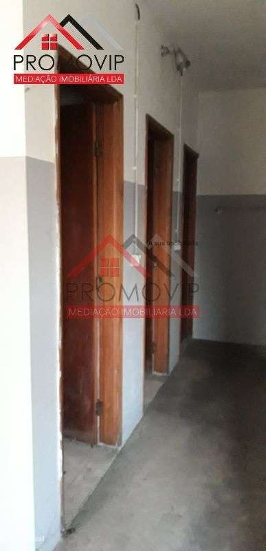 Armazém Parque Industrial da Palmeira Santo Tirso-7