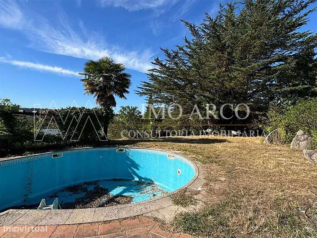 Quinta, com Moradia, Piscina e Adega-32