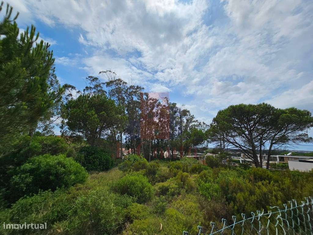 Terreno com 793 m² e projeto aprovado para moradia V3 com piscina-11