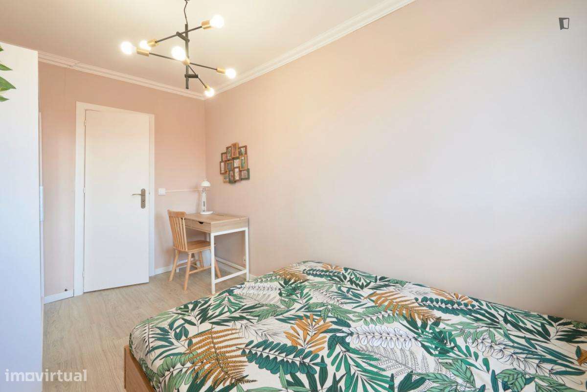 Quarto - localizado em Estrela Lisbon - Grande imagem: 4/31