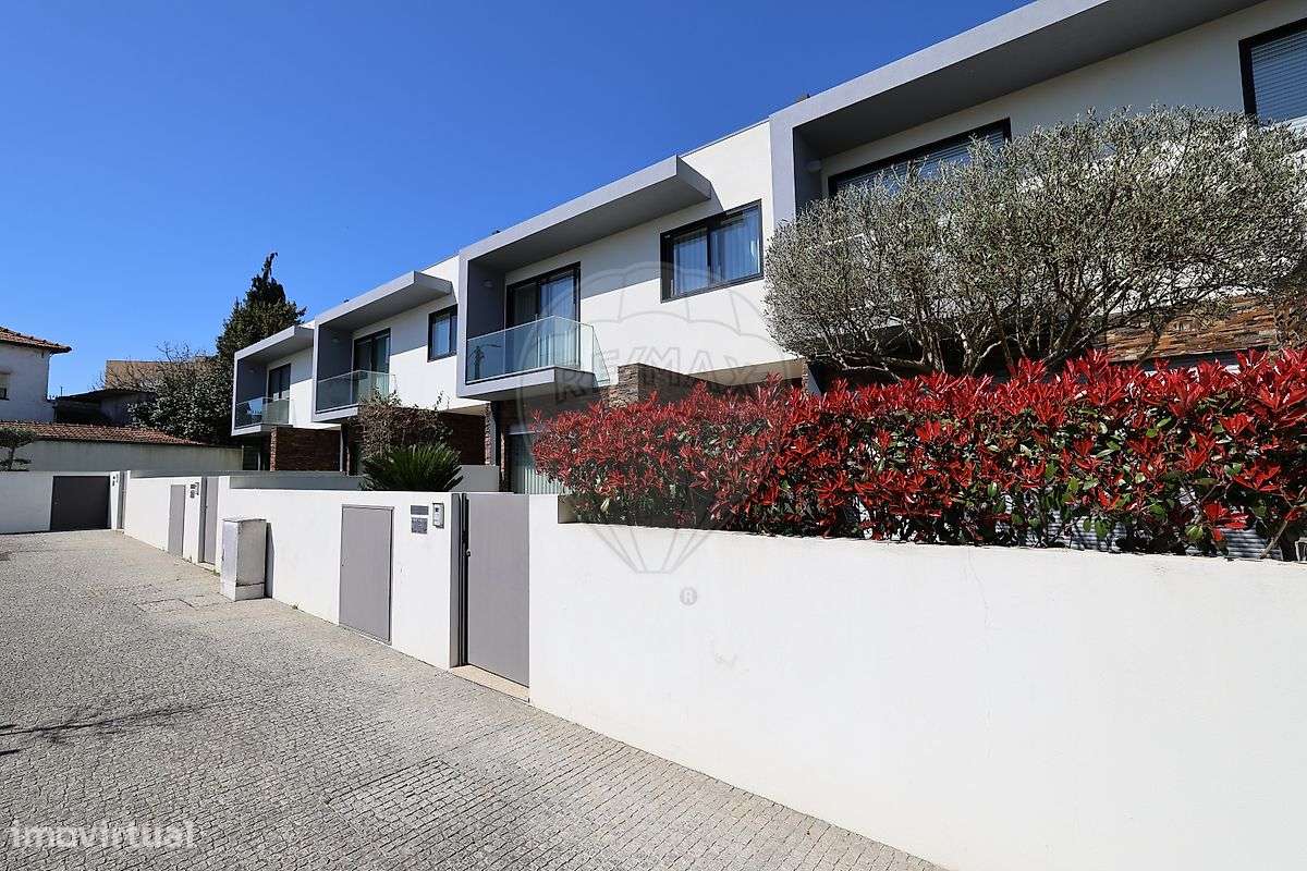 Moradia T4 para venda - Grande imagem: 2/42