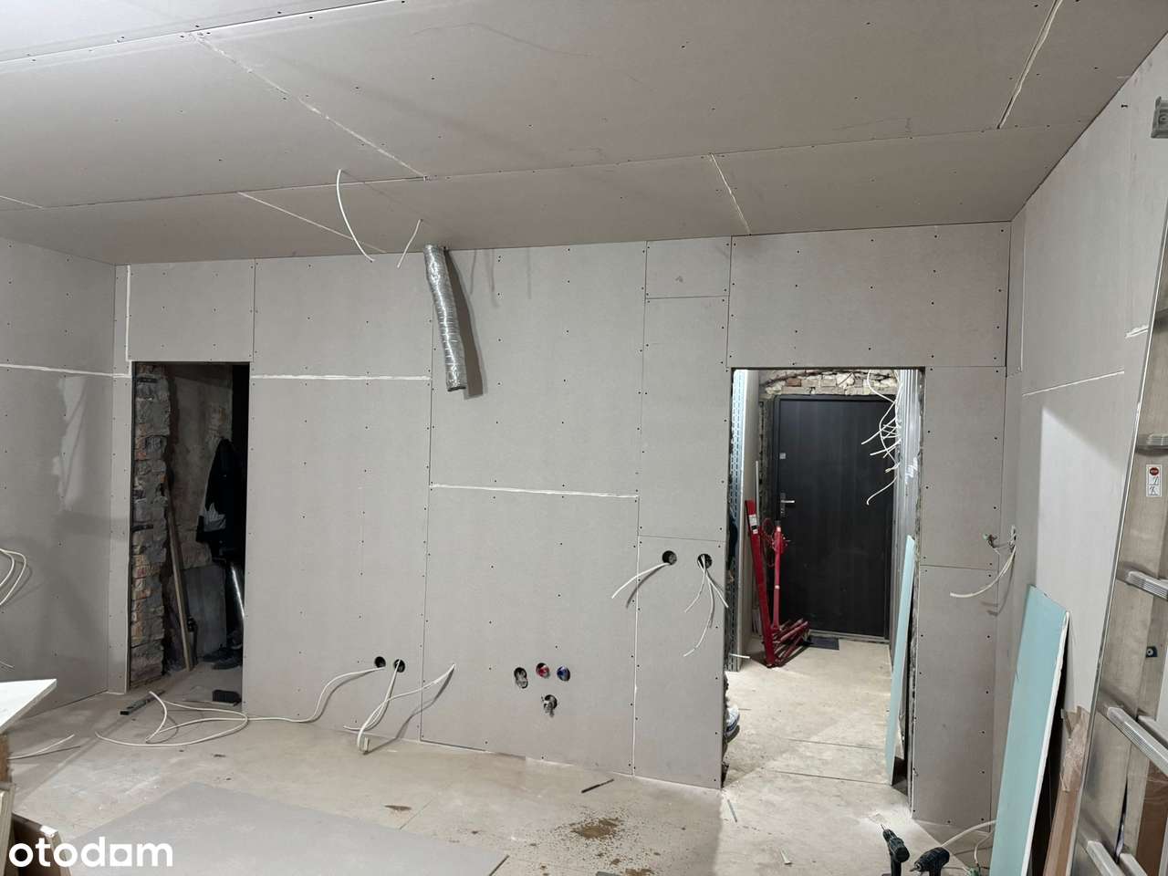 DOBRA CENA Mieszkanie 41 m2 w Centrum Mysłowic w trakcie remontu-1