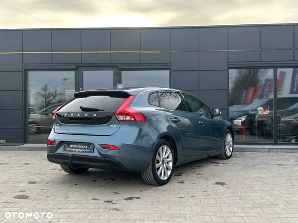 Volvo V40 D2 Momentum - 17