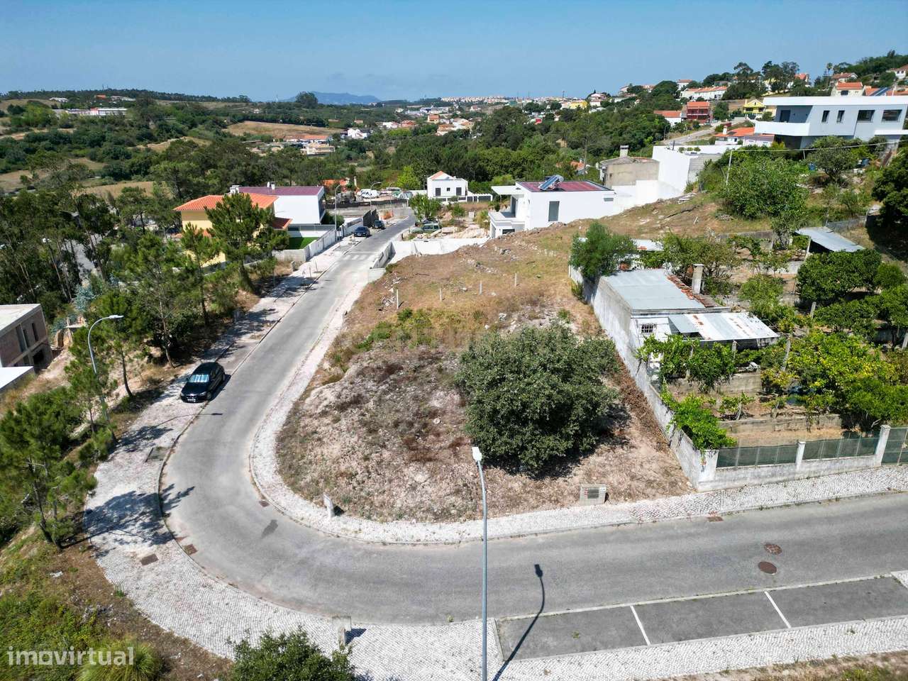 NOVIDADE  Terreno Urbano, 428m2, em gaveto, urbanização nova.-8