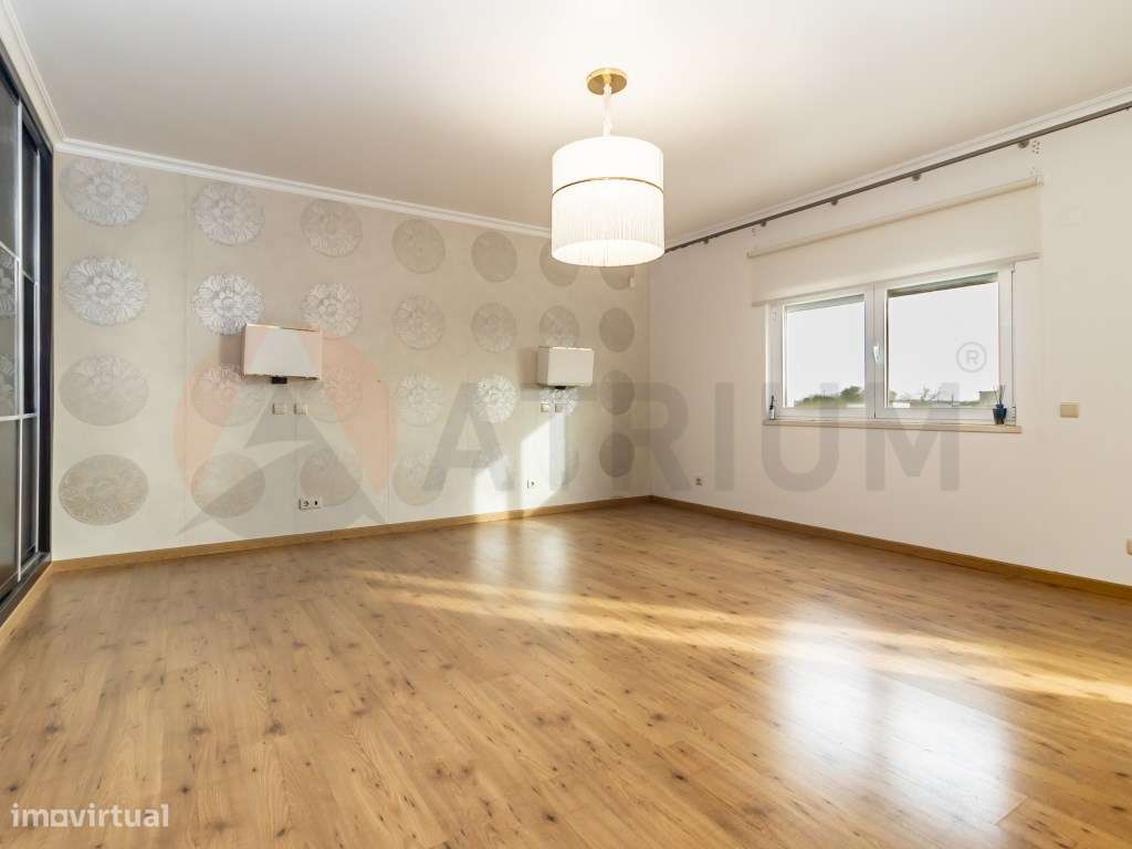 Exclusiva Moradia T6 com Quintinha, Piscina e Elevado Potencial de ...-44