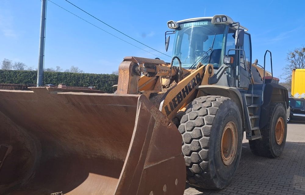 Liebherr L576 2007
