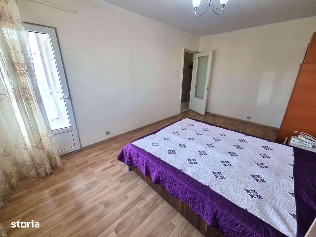 Vanzare apartament 2 camere, decomandat, Ploiesti, zona 9 Mai-6