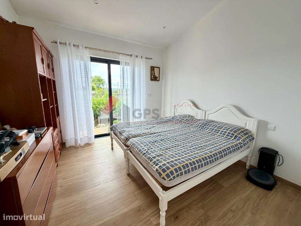 Moradia T3 de arquitetura moderna com excelentes áreas!-33