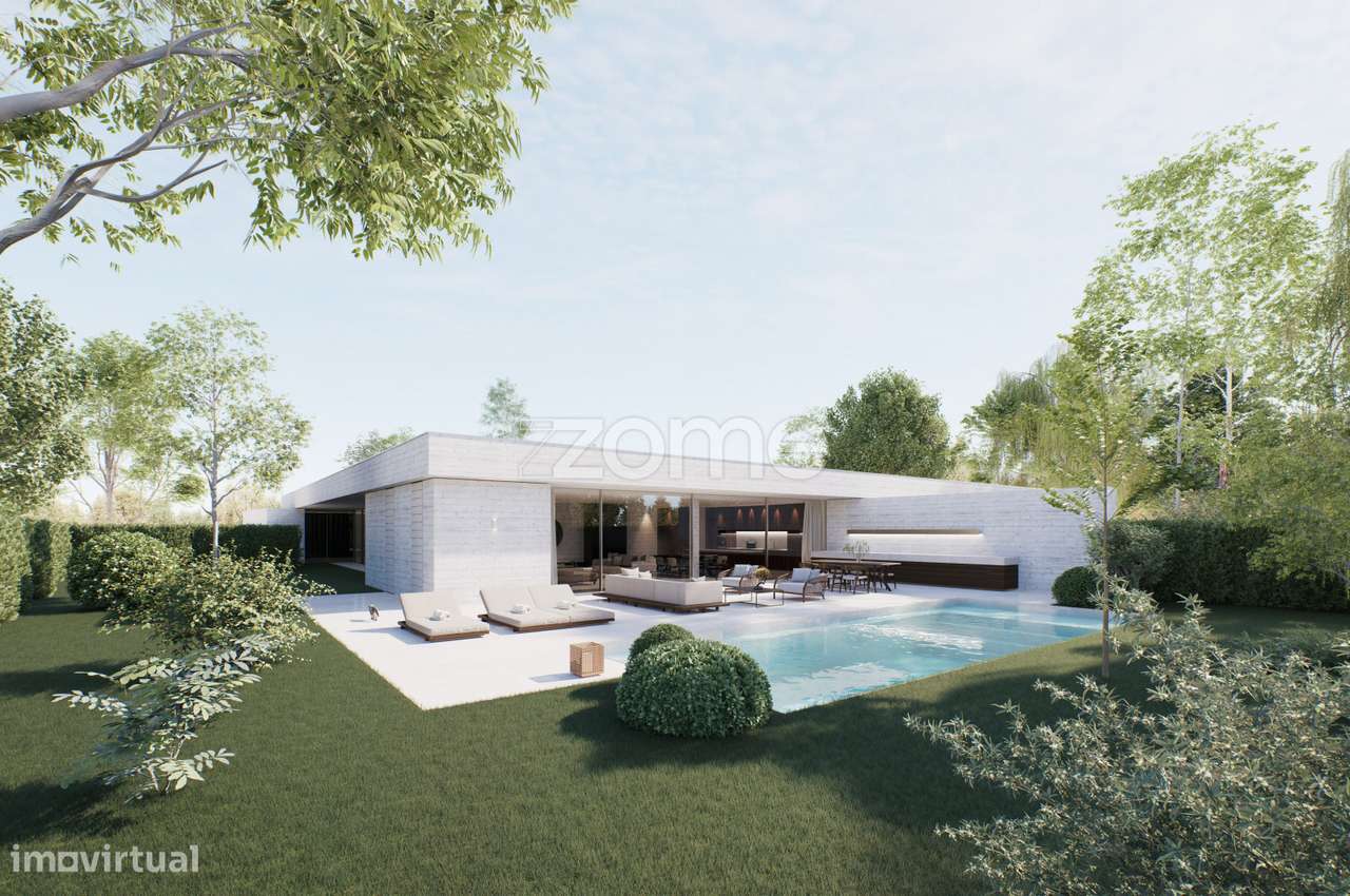 Moradia T4 - Grande imagem: 1/16