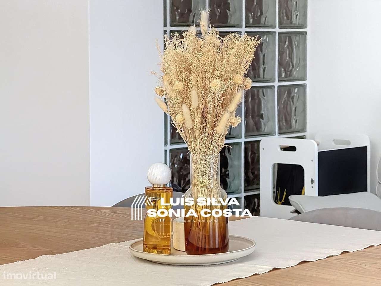 Incrível Apartamento T2 Totalmente Remodelado c/ Garagem, Arrumos... - Grande imagem: 4/40