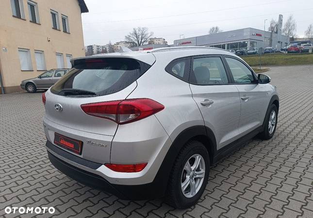 Hyundai Tucson - 11