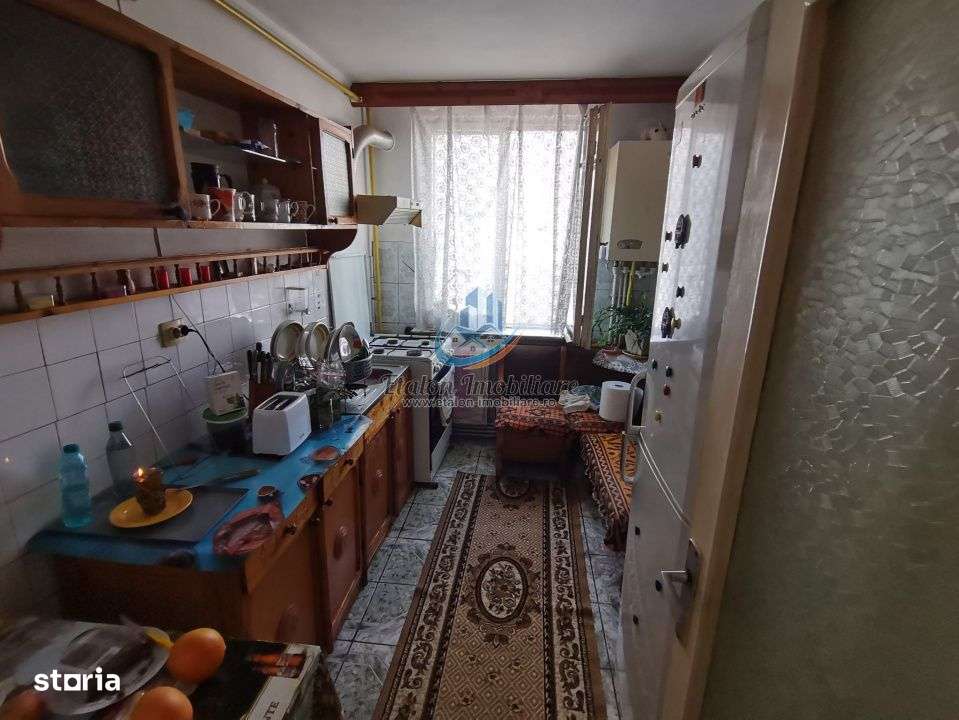 Apartament 2 camere etaj 1 Darmanesti Piatra Neamt - Imagine principală: 2/5