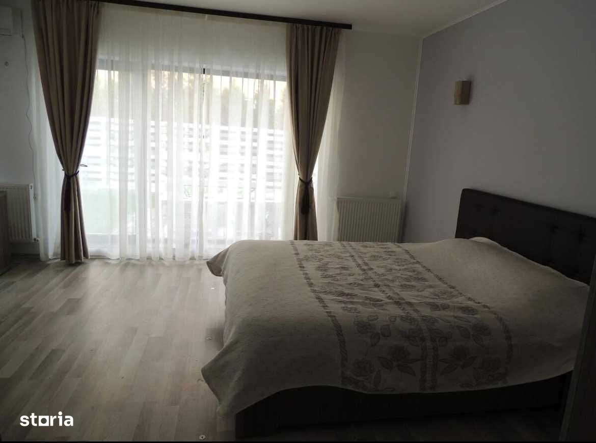 Mamaia Nord studio mobilat si utilat, cu curte proprie și loc  parcare - Imagine principală: 5/8
