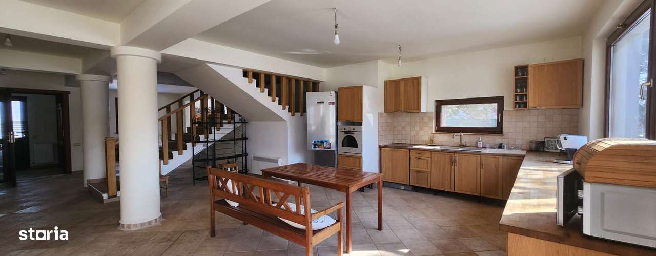 Casa Stupini, P+E+M, 7 camere, 5 bai,  teren 3900 mp! - Imagine principală: 2/18