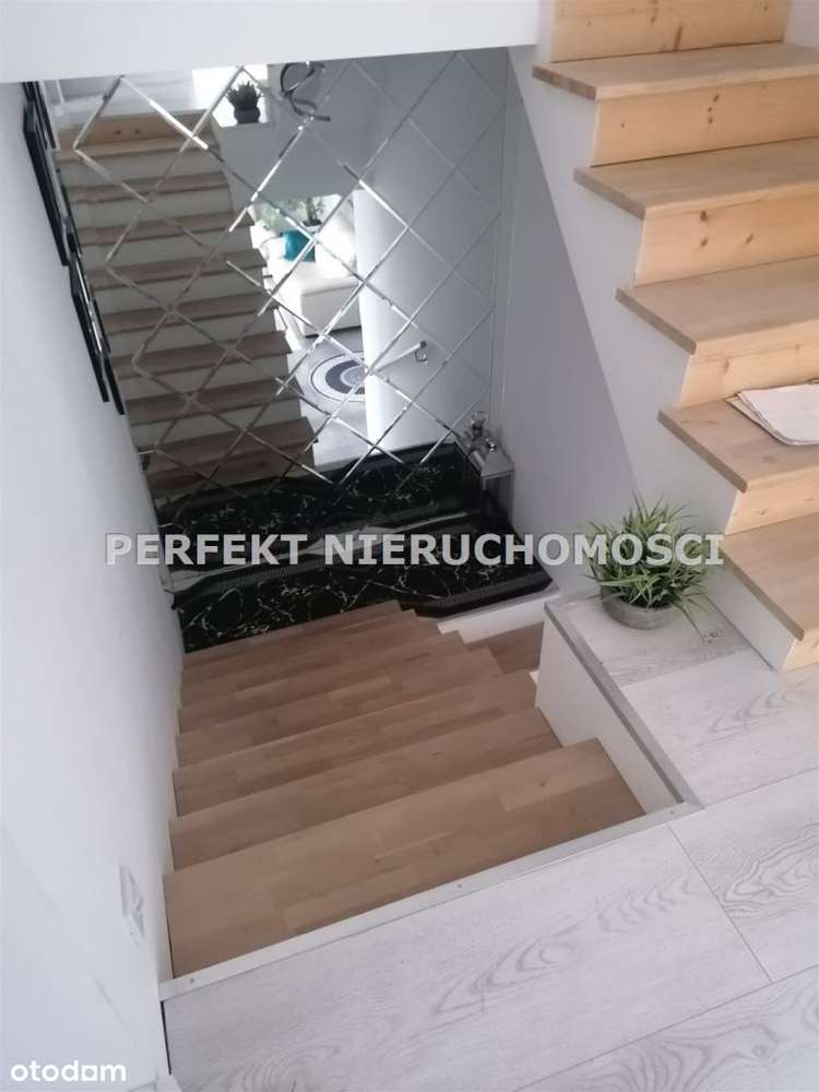 Dom klocek Wysoki Standard-10