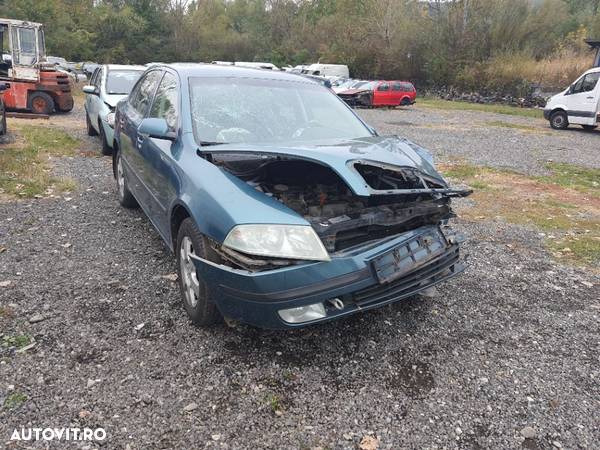 Motor + Cutie Viteza Skoda Octavia 2   1.6 FSI avariata ,avariat - 2