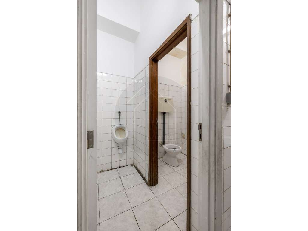 Parque de Estacionamento com 53 Lugares | Investimento Seguro | Porto-20