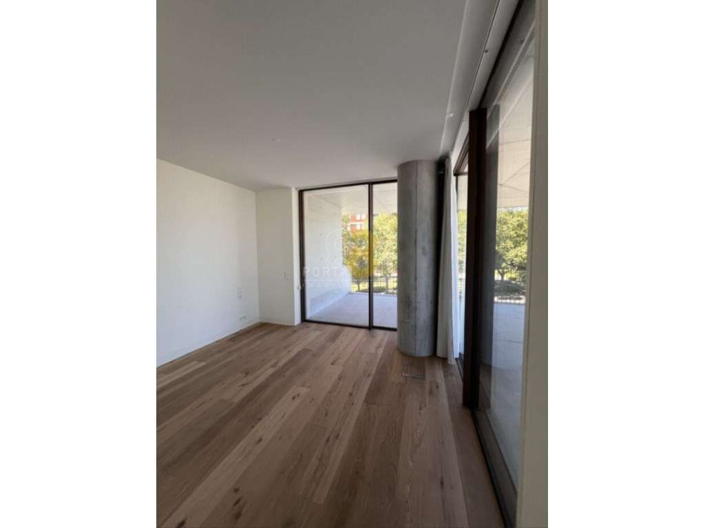 Apartamento T2 com vistas de rio e mar inalteráveis-11