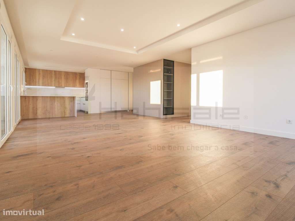 T3 com terraço perto da praia e universidade-4