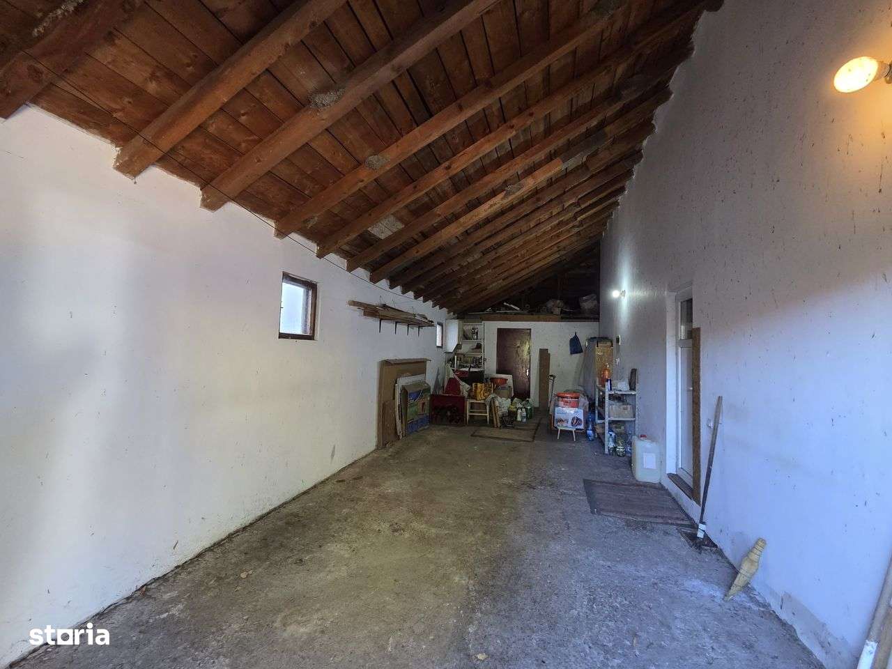 Casa Ciorogarla cu o curte superba - Imagine principală: 4/11