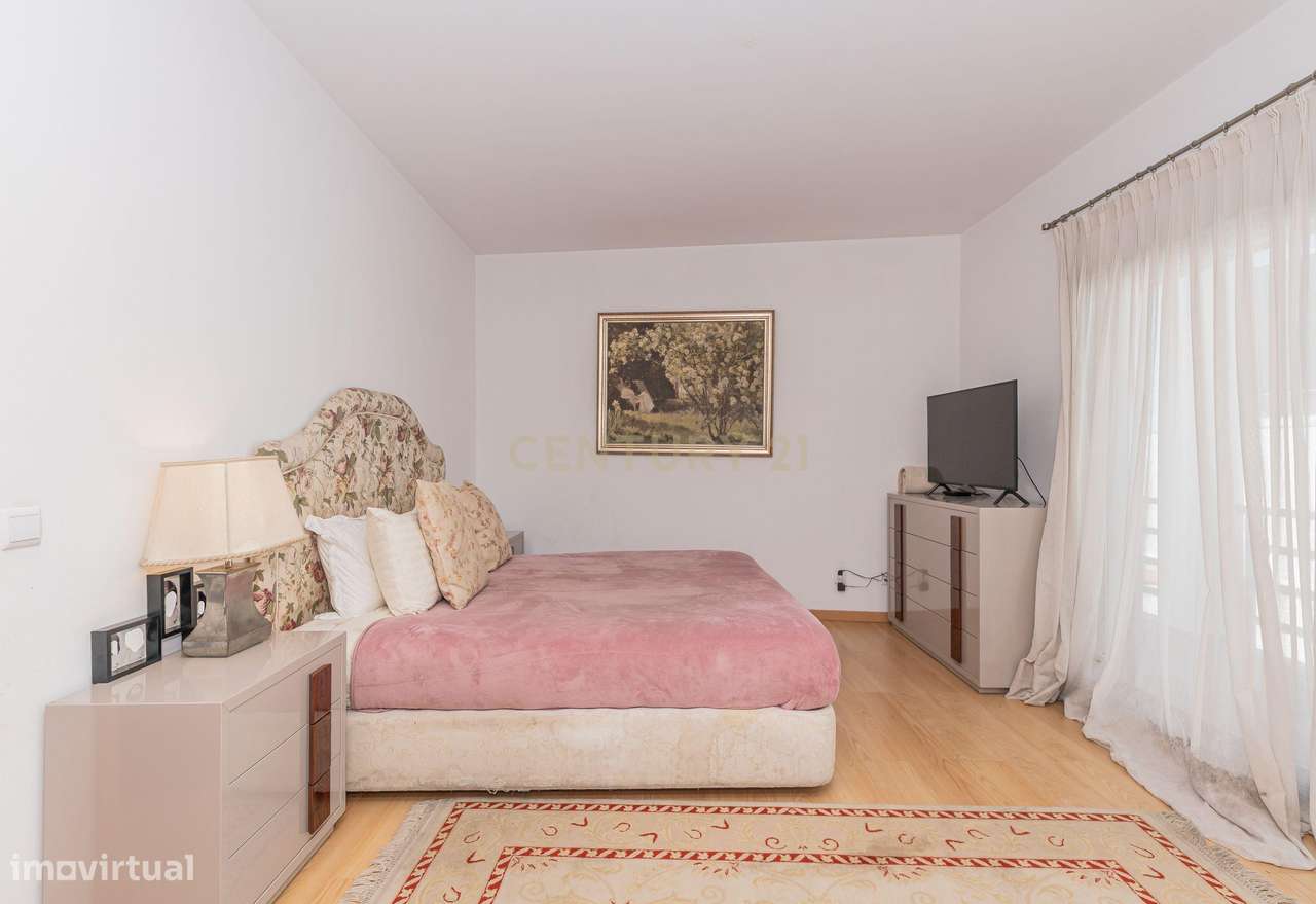 Moradia Moderna T4 em São Domingos de Rana, Cascais-27