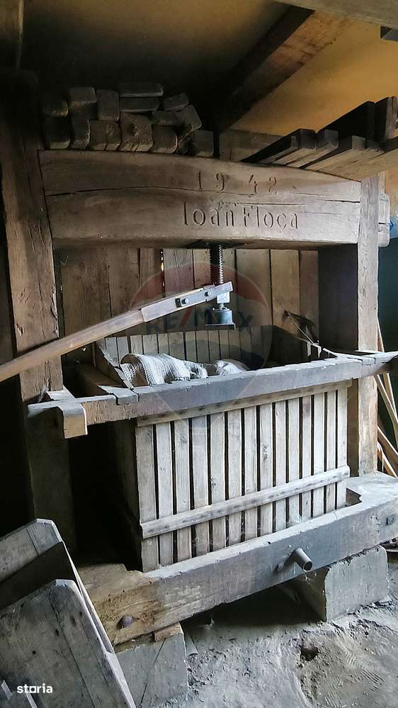 Casă / Vilă cu 4 camere de vânzare-14