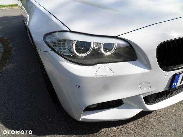 BMW Seria 5 530d xDrive - 31