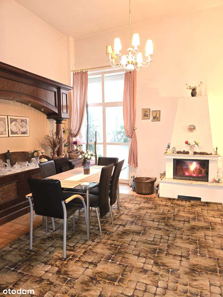 Interesujący dom w bardzo dobrej lokalizacji!-7