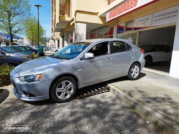 Mitsubishi Lancer Sportback 1.5 Invite - 3