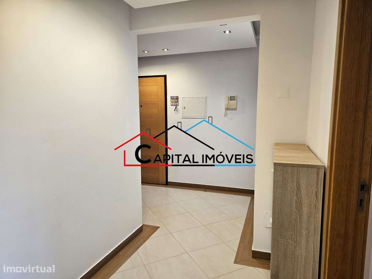 Apartamento T3 com suíte, varandas, garagem e arrecadação-36