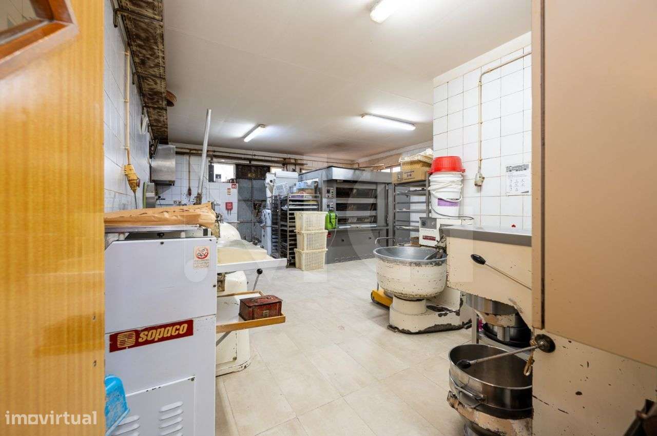 Trespasse De Pão-Quente - Confeitaria nos Altos - Maia-19