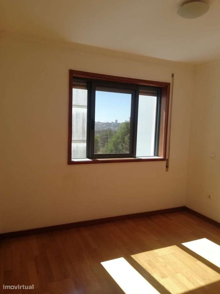 T2 Portelinha , lugar de garagem - Grande imagem: 4/8